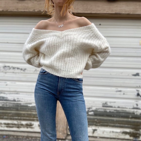 Forever 21 Sweaters - White mustang -Lana del ray